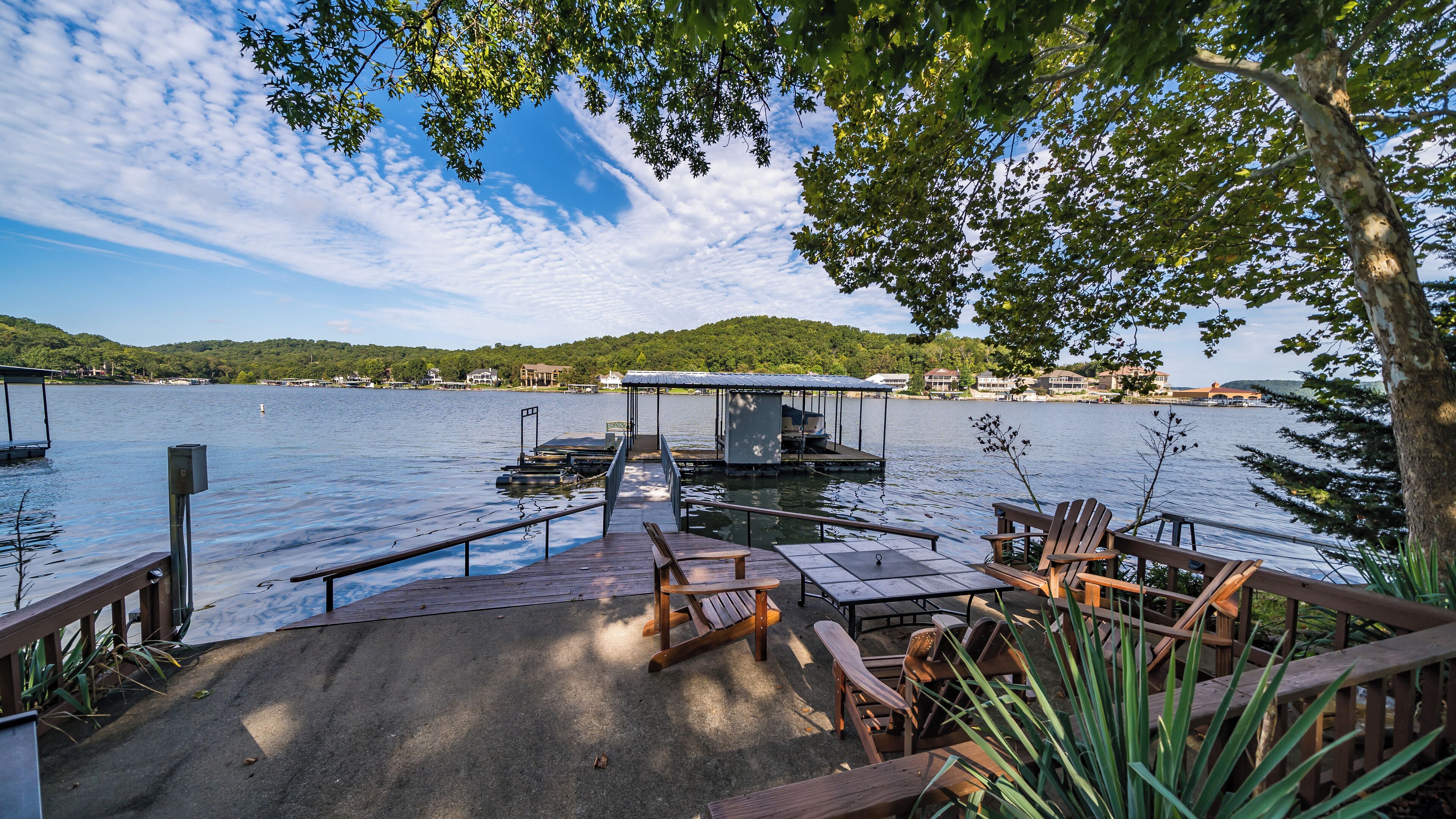 !Remote & Relaxing Lake of the Ozarks Getaway