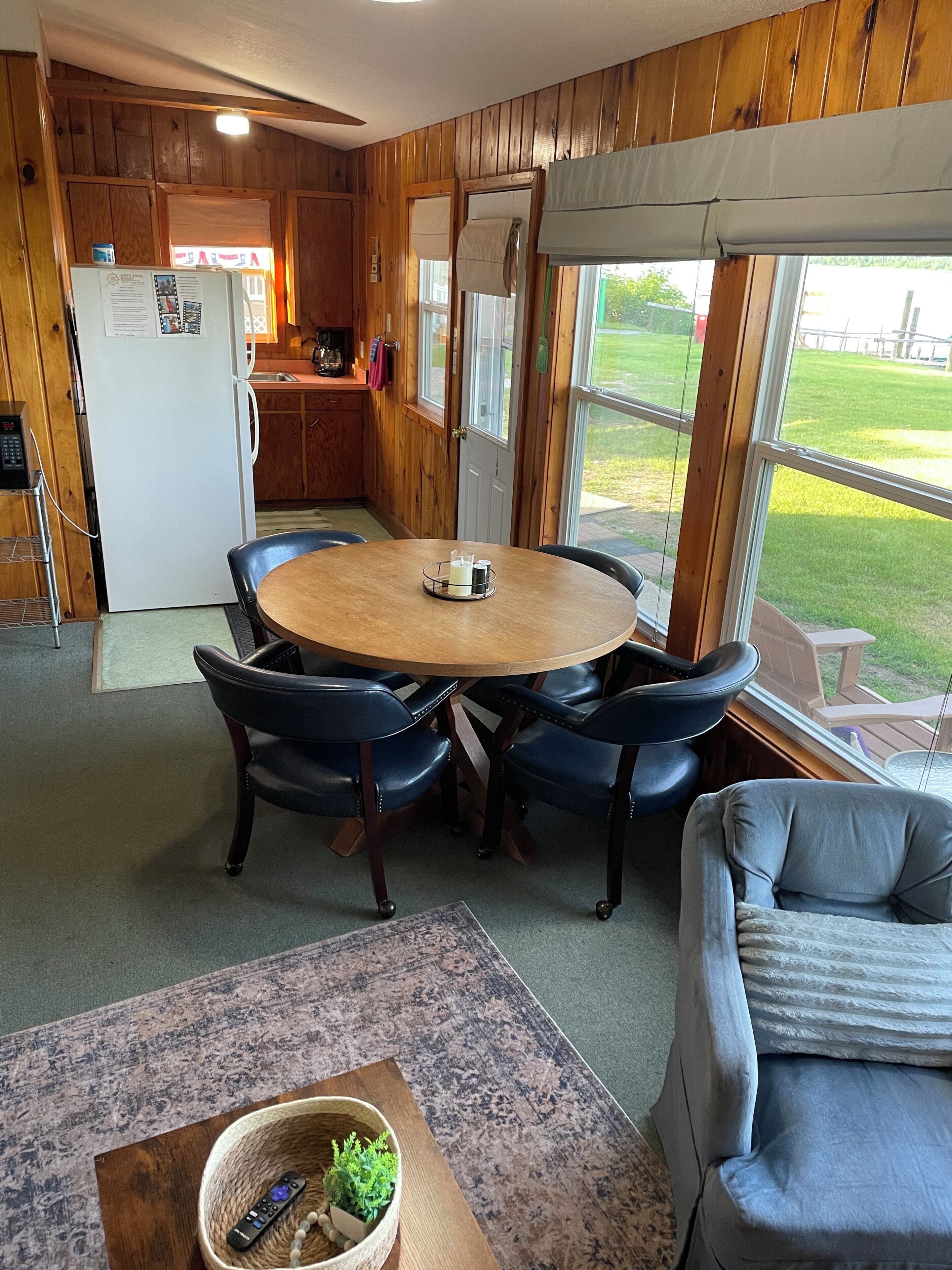 Basic Cabin | Living area | LCD TV
