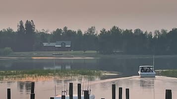 Economy Cabin | Water view
