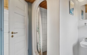 Shower - Nice apartment in Bindslev with WiFi (Bindslev)