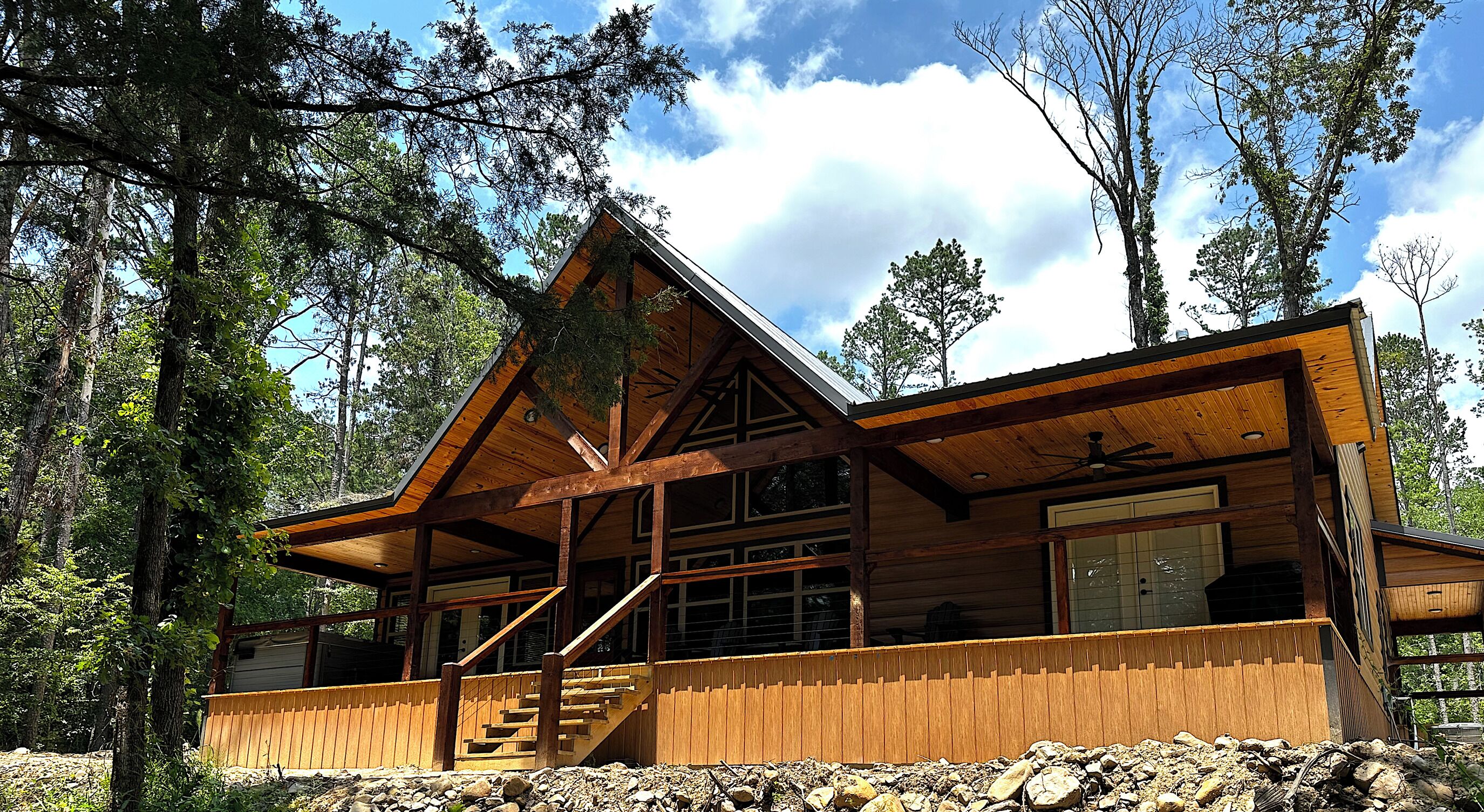 Cabin in Hodgen OK - 3BR/2BATH - Sleeps 8