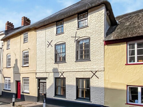 A luxurious Grade II Listed property in the charming town of Chulmleigh.