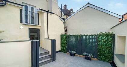 A luxurious Grade II Listed property in the charming town of Chulmleigh.