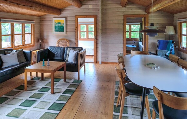 Interior - Amazing home in Stege with kitchen (Stege)