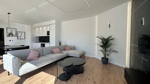 Smart TV, videojuegos y libros 