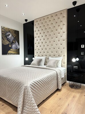 3 soverom, strykejern/-brett, reiseseng for barn og wi-fi (inkludert)