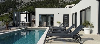 Vila Marco polo, heated pool, jacuzzi