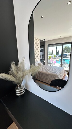 3 soverom, strykejern/-brett, reiseseng for barn og wi-fi (inkludert)