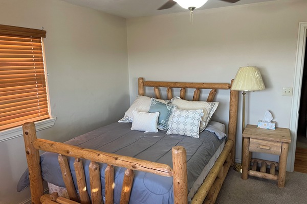 3 slaapkamers, een strijkplank/strijkijzer, wifi, beddengoed