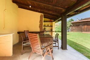 Outdoor dining - Casina Franca by MMega (Camaiore)