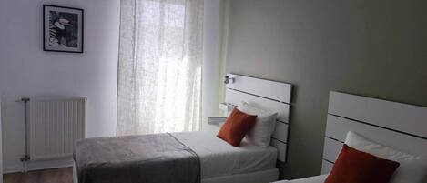 2 camere, ferro/asse da stiro, accesso a Internet, lenzuola