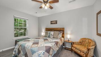 2 bedrooms, iron/ironing board, free WiFi, bed sheets