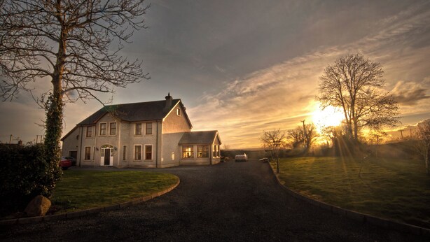 Exterior - Luxury 4-bed House in Craigavon (Craigavon)