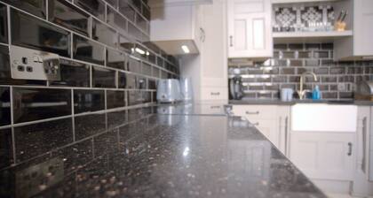 Captivating 2-bed Apartment in Craigavon