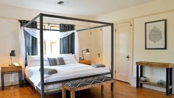 Basic Room | Egyptian cotton sheets, premium bedding, down comforters