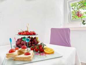 Apartment, Smoking | 1 bedroom - Vini - Direct by the sea and Free Parking - A2 2 (Trogir)