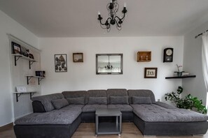 Apartment, Smoking | 3 bedrooms - Apartments Martina - Large and Comfortable Apartments (Tisno)