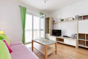 Căn hộ, hút thuốc | 2 phòng ngủ 