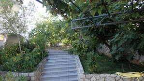 Apartment, Smoking - Sanda - 120m From the Beach - A2 Zeleni 2 2 (Malinska-Dubasnica)