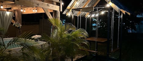Bain à remous extérieur