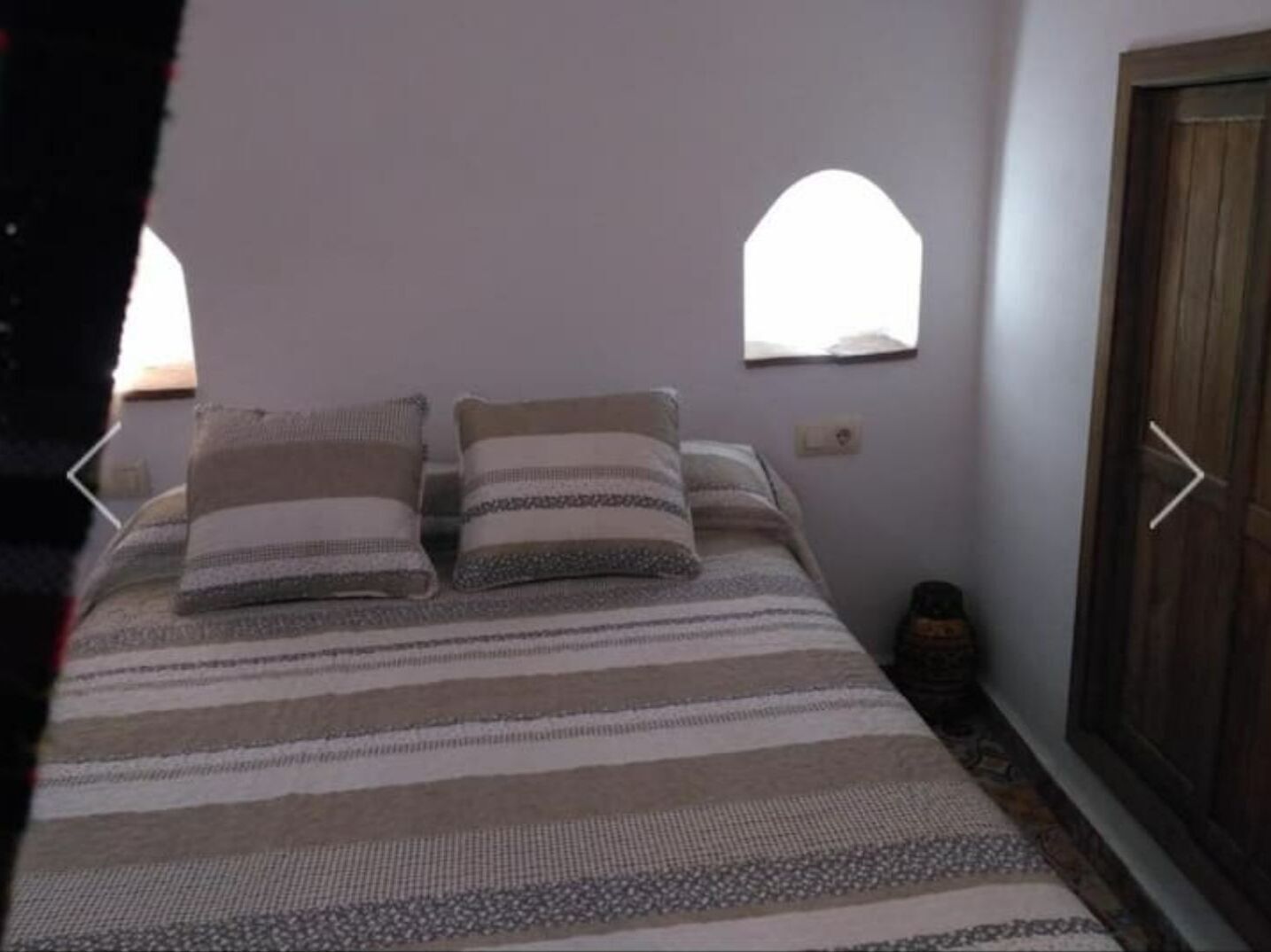 3 slaapkamers, een strijkplank/strijkijzer, gratis wifi, beddengoed