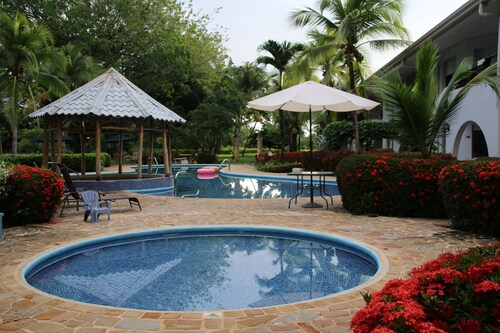 2bdr Family apartment near Quepos/ Manuel Antonio