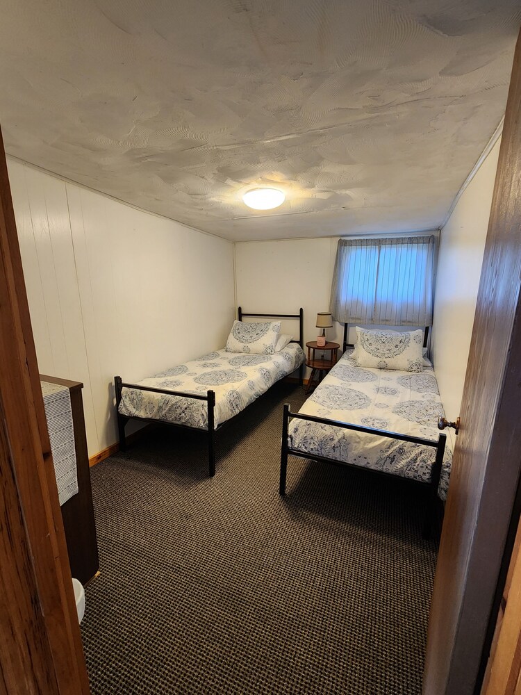 Black Lake Cottage Waterfront 2 BDR, lake access Ogdensburg Stayz