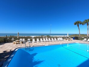 Outdoor pool, a heated pool - Christmas Week Special! Beautiful Beachfront! 2 King bdrm 2 bath W&D in unit (Indian Rocks Beach)