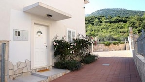 Apartment - Vida With Garden - A2 2 2 - Limun (Orebic)