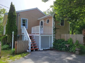 Exterior - Walking distance to Acadia National Park.Great location! private! Beautiful yard (Winter Harbor)