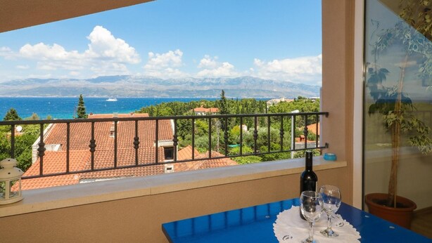 Apartment - Apartments Ana - 50m From Sea (Supetar)