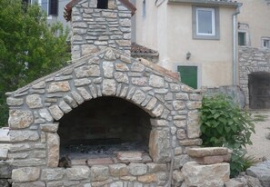 House, Smoking | 2 bedrooms - Holiday Houses, Villas Old Stone - Parking (Cres)