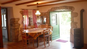 Unclassified image, 3 of 25, button - Holiday Houses, Villas Old Stone - Parking (Cres)