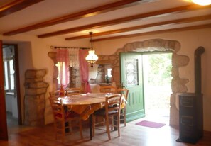 House, Smoking | 2 bedrooms - Holiday Houses, Villas Old Stone - Parking (Cres)