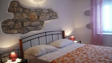 House, Smoking | 2 bedrooms