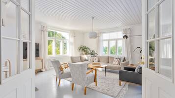 Fernseher, Kamin, Stereoanlage