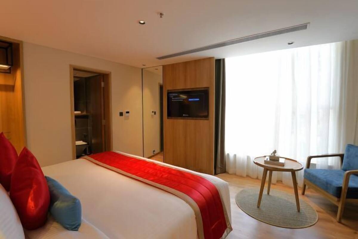 Matelas mémoire de forme, minibar, coffres-forts dans les chambres