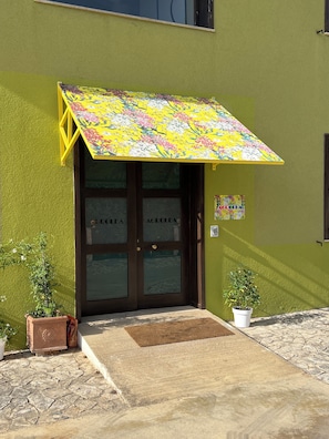 Exterior - Agrolea Rodí Milici (Rodi Milici)