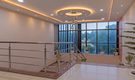 Vestíbulo. Itsy Hotels Kashi Grand, BHU