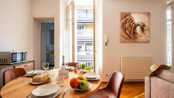 Apartamento estándar, 1 habitación, balcón (Nice Apartment) | Comedor