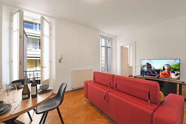 Standard Apartment, 1 Bedroom (Amazing Lugano) | Living area