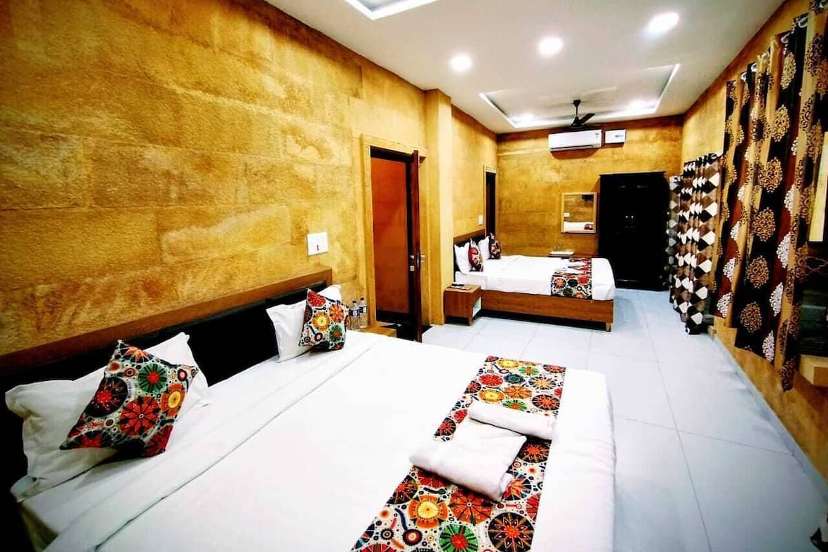 Chambre Quadruple Familiale, plusieurs lits | Literie de qualité supérieure, ameublement personnalisé