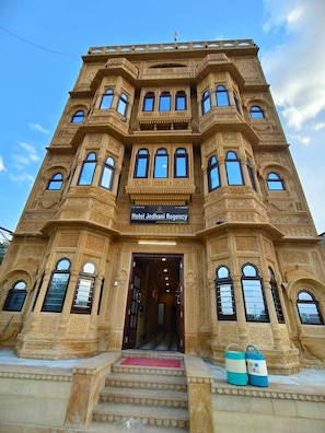 Façade de l’hébergement