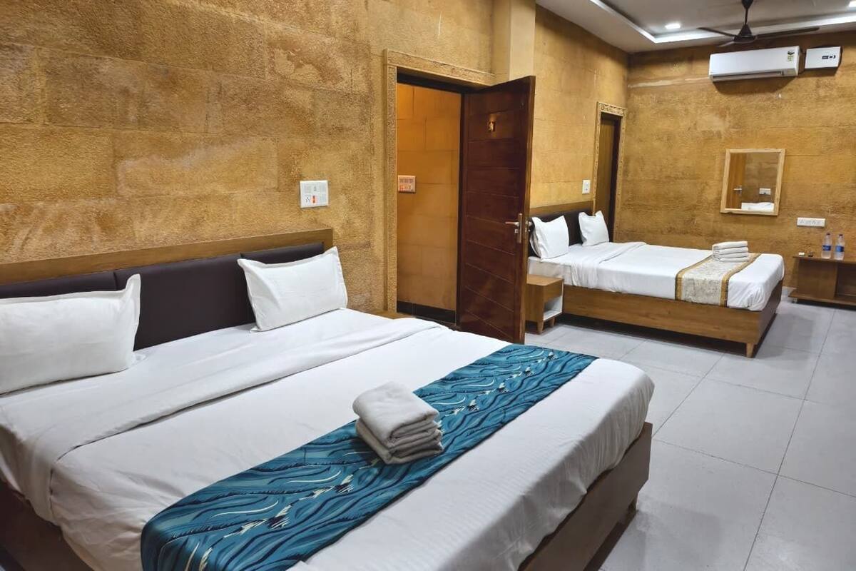 1 bedroom, premium bedding, individually furnished, laptop workspace