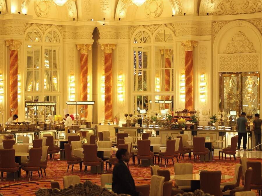 Banquet hall