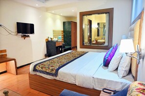 Classic Room | Free WiFi, bed sheets - Woods inn Resort  (Bhopal)