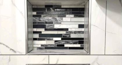 FRESHLY RENOVATED 2 BEDROOM DUPLEX