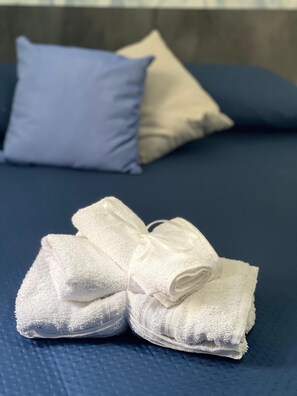 Hypo-allergenic bedding, free WiFi - Son De Mar (Salerno)