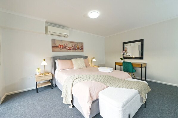 3 bedrooms, iron/ironing board, travel cot, free WiFi