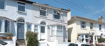 Cute Newlyn Home With Whole View. Perfect Location